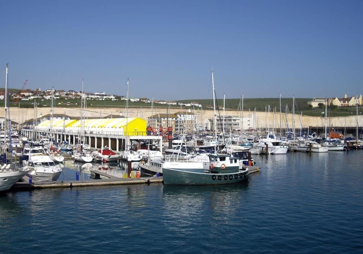 Hébergement de vacances The Marina Retreat -free Parking